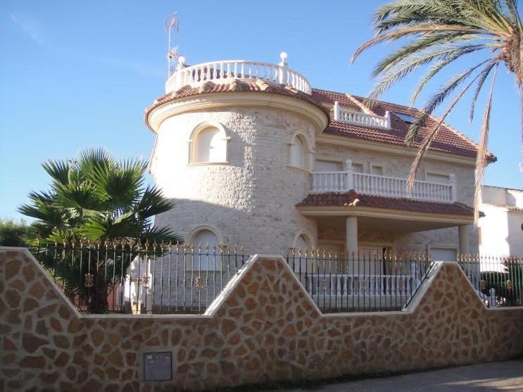 Chalet Muy Cerca De La Playa Con Piscina Privada Dehesa de Campoamor  Eksteriør bilde